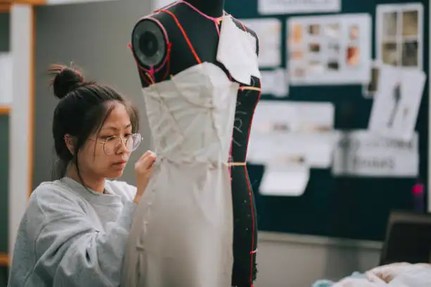 Gaining Experience through Internship at Fashion Design College