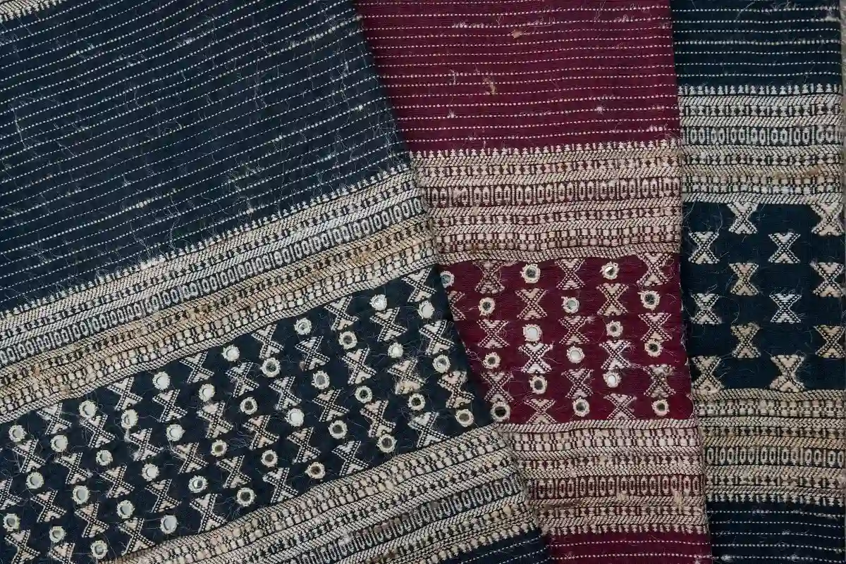 Dhabla Weaving: Handmade Luxury Textiles from Gujarat