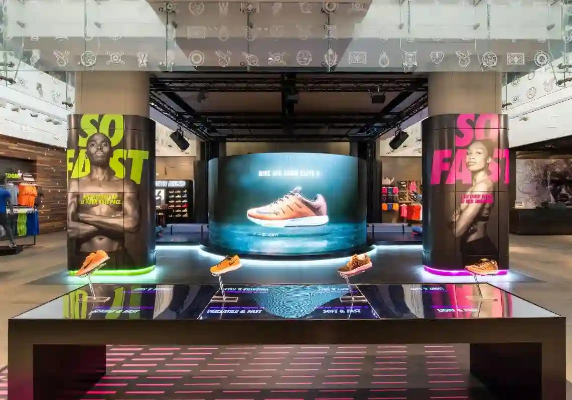 visual merchandising in digital age